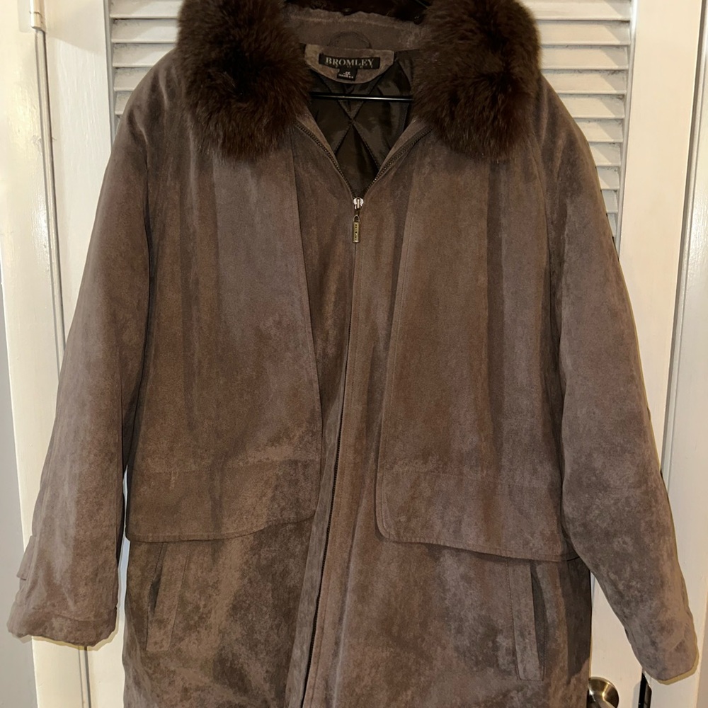 Brown Fox Fur-Trimmed Women's Coat